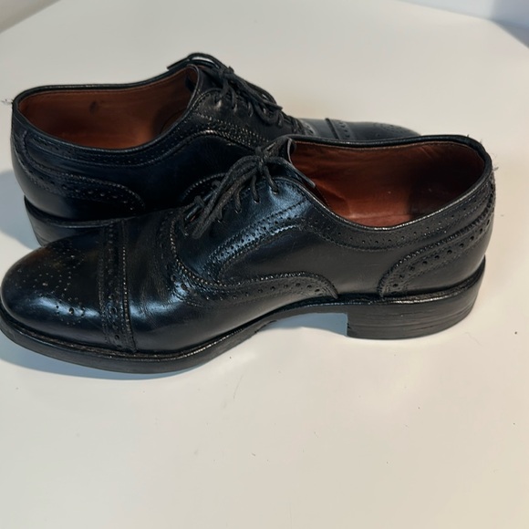 Allen Edmonds Strand Medallion Cap Toe Oxfords main image 9